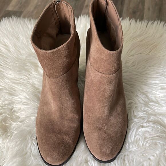 B C G GENERATION LEATHER SUEDE ANKLE BOOTS - Picture 2 of 11